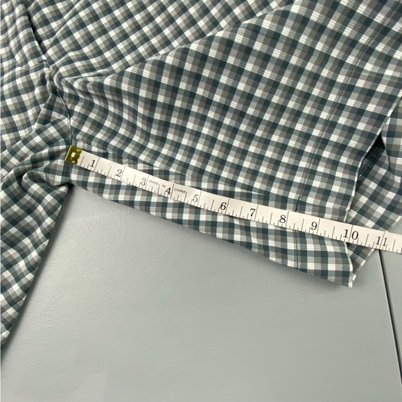 Nike dri fit plaid golf bermuda shorts women's size 4 - Picture 10 of 14